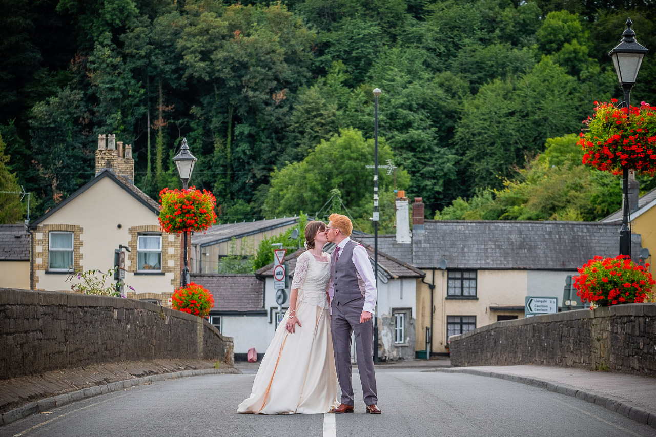 AM17258 Glen Yr Afon Wedding Photographers cAMP 0063 Professional Wedding Photographer Somerset AM17258 Glen Yr Afon Wedding Photographers cAMP 0063