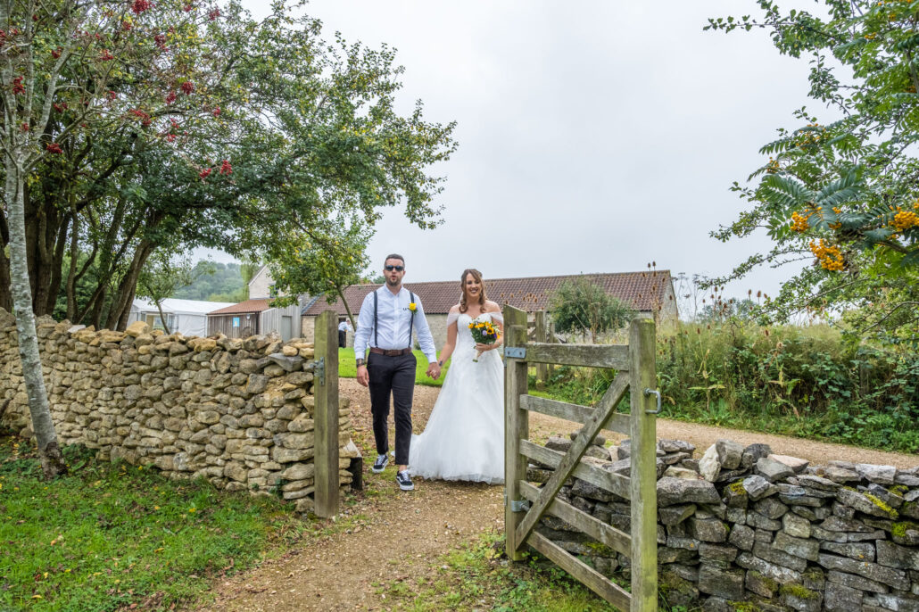Wedding Photography UK Wide Folly Farm Wedding Photographer with Sophie and Mark 39 Wedding Photography UK Wide 039 AMPC Folly Farm Wedding Photographer AM63120 Col