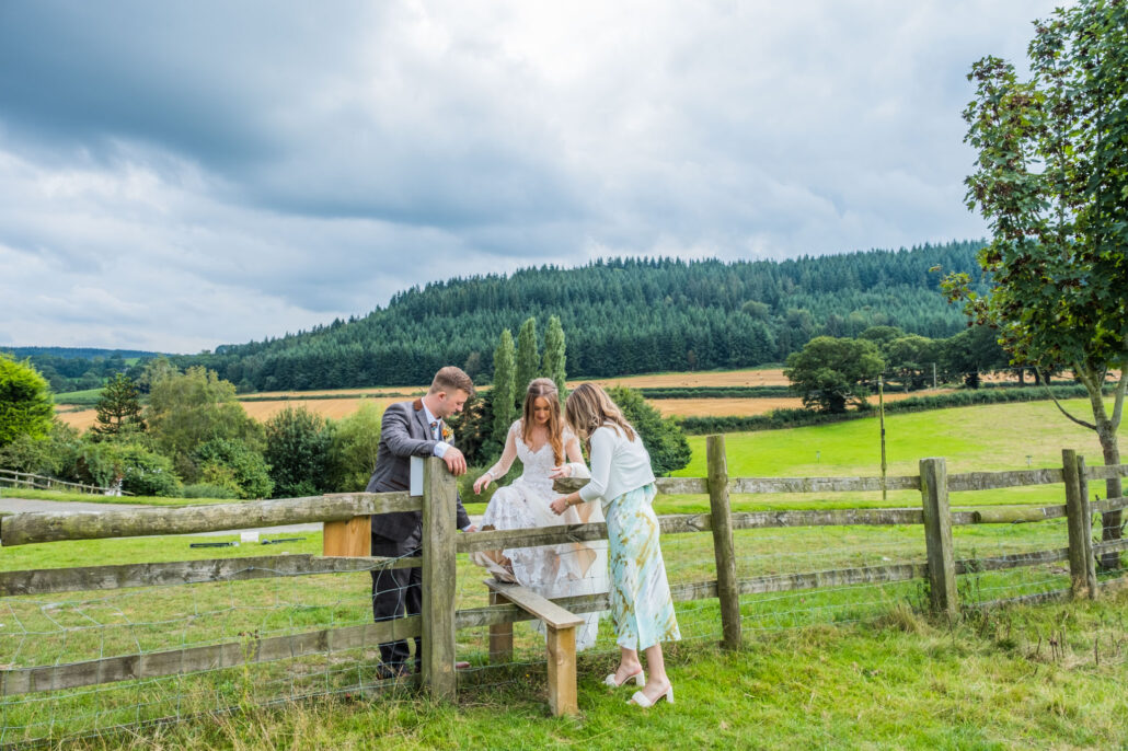Wedding Photography UK Wide Wilde Lodge Wedding Photographer with Ellie & Jacob 23 Wedding Photography UK Wide 082 AMPC Wilde Lodge Wedding Photographer AM61450 Col