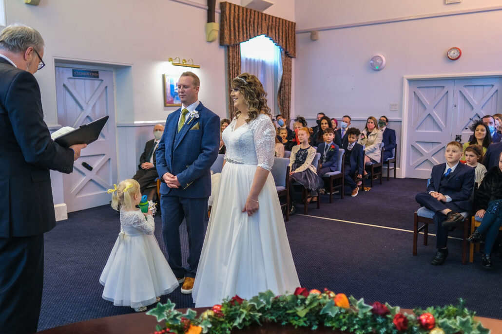 Wedding Photography UK Wide Painswick Golf Course wedding Photographer with #TheFingerfamily 15 Wedding Photography UK Wide 015 AMPC Painswick Golf Club Stroud Wedding Photographer AM70852 Col