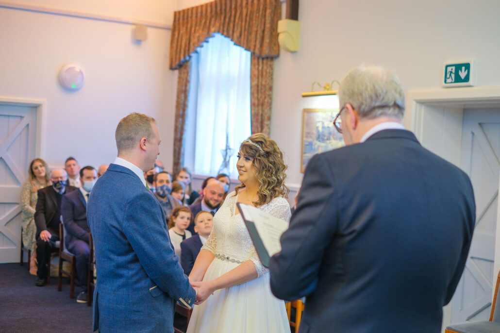 Wedding Photography UK Wide Painswick Golf Course wedding Photographer with #TheFingerfamily 16 Wedding Photography UK Wide 016 AMPC Painswick Golf Club Stroud Wedding Photographer AM70439 Col