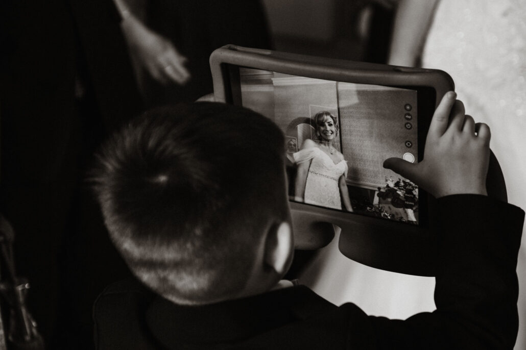 Wedding Photography UK Wide Clearwell Castle wedding photographer 16 Wedding Photography UK Wide 016 AMPC Clearwell Castle Wedding Photography Bristol Wedding Photographer 001 AMPC Bristol Wedding Photographer AM78048 Col Col