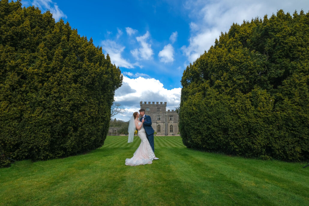 Wedding Photography UK Wide 029 AMPC Clearwell Castle Wedding Photographer Bristol Wedding Photographer AM80069 Col