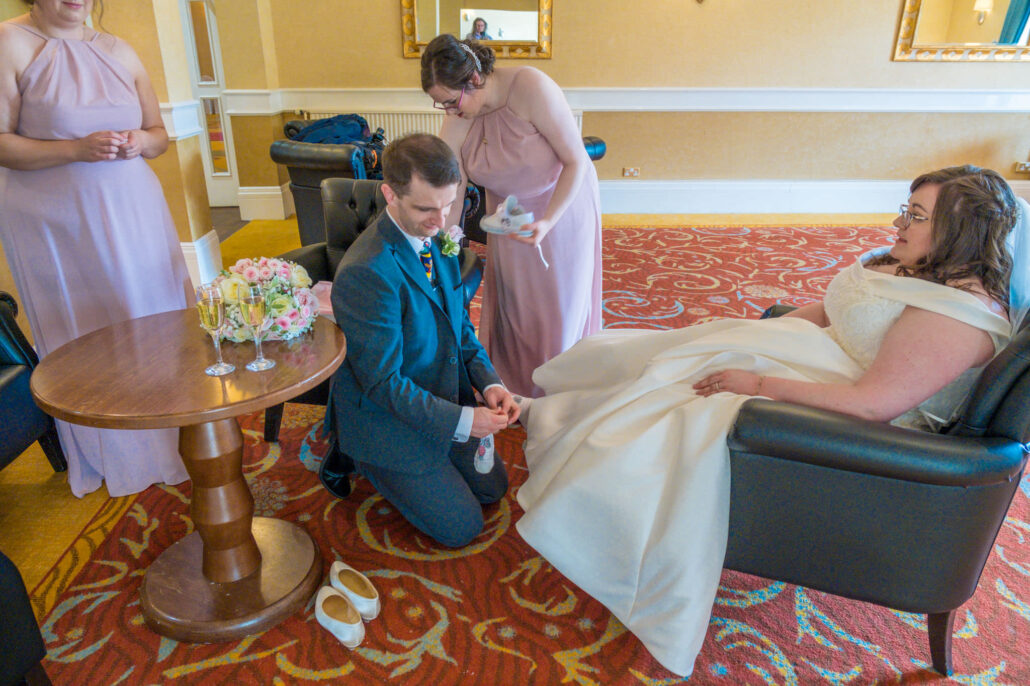Wedding Photography UK Wide Delta Hotels St Pierre Marriott Hotel and Country Club Wedding Photographer with Victoria & Chris 33 Wedding Photography UK Wide 033 AMPC St Pierre Marriott Hotel and Country Club Wedding Photographer AM74112 Col