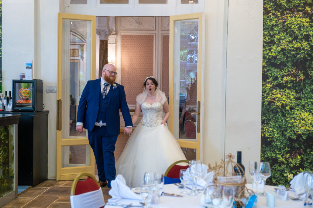 Wedding Photography UK Wide COurt Colman Manor Wedding Photographer with Bethan & Richard 42 Wedding Photography UK Wide 042 AMPC Court Colman Wedding Photographer AM73348 Col