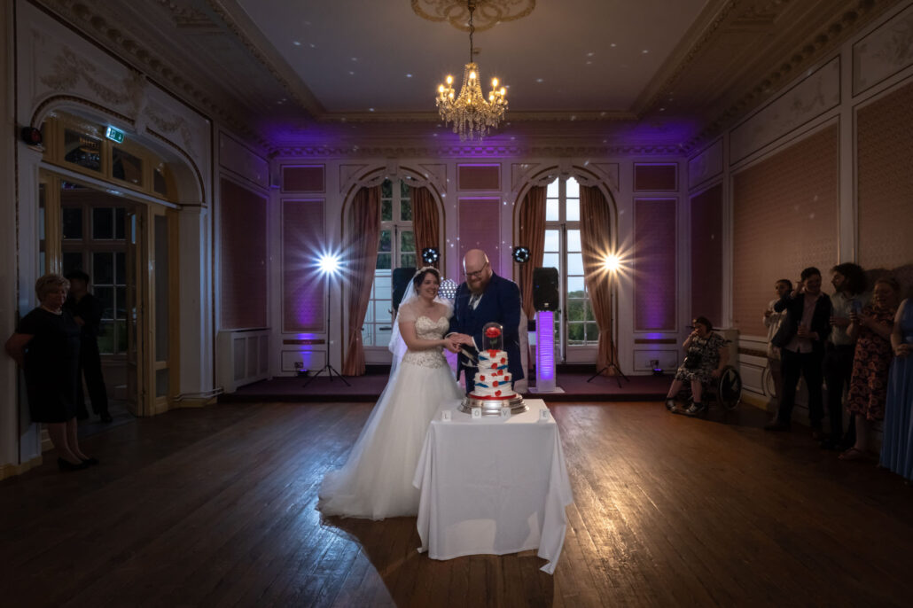 Wedding Photography UK Wide COurt Colman Manor Wedding Photographer with Bethan & Richard 55 Wedding Photography UK Wide 055 AMPC Court Colman Wedding Photographer AM92112 Col