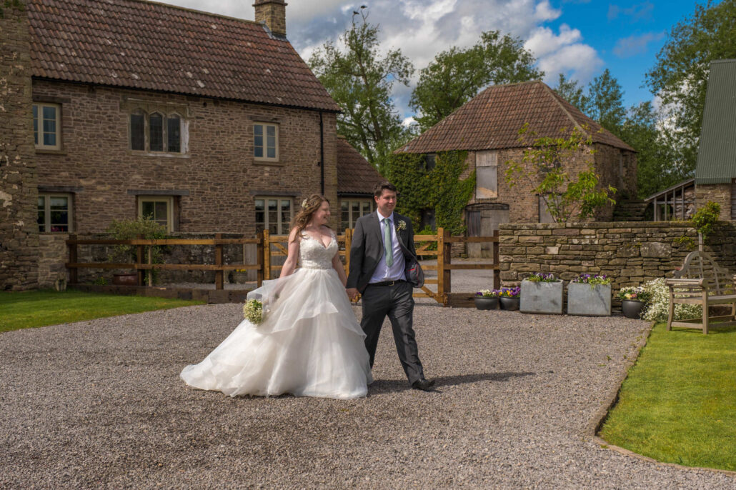 Wedding Photography UK Wide Naas Court Farm wedding photographer with Chrissie & Charles 54 Wedding Photography UK Wide 058 AMPC Naas Court Farm Wedding Photographer AM79057 Col