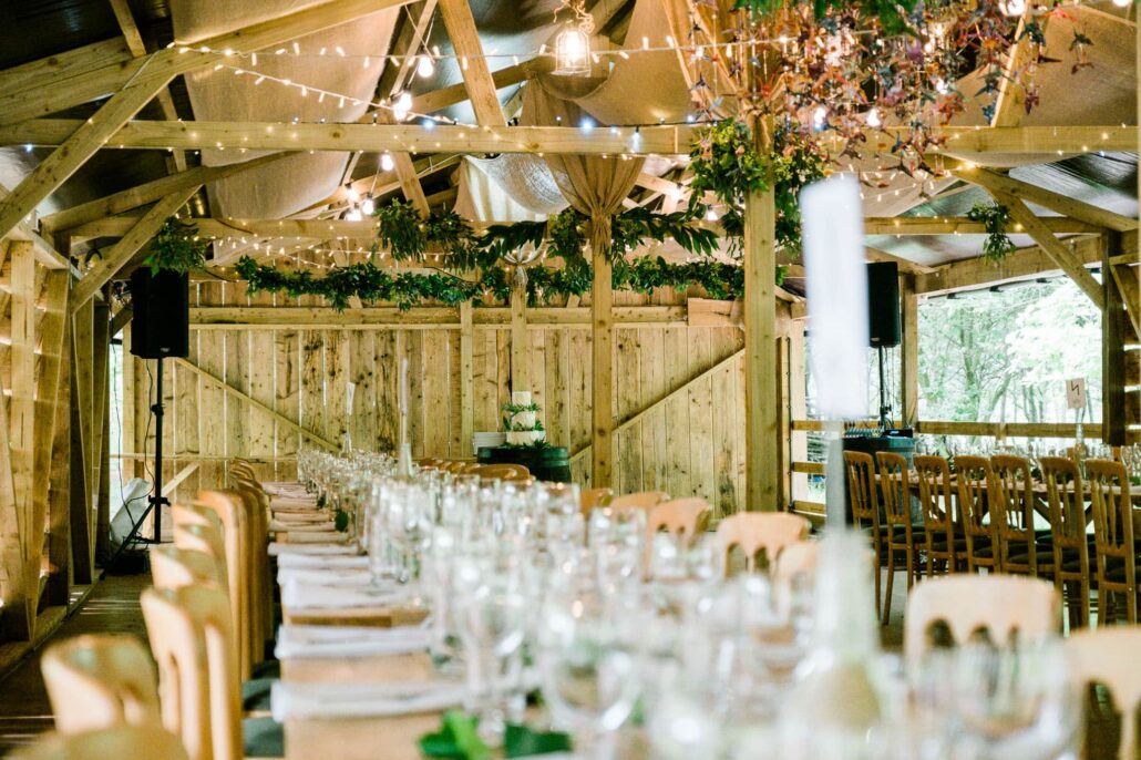 Wedding Photography UK Wide Endeavour Woodland Wedding Venue Photographer 17 Wedding Photography UK Wide 017 AMPC Endeavour Woodland Wedding Venue Photographer AM75967 col