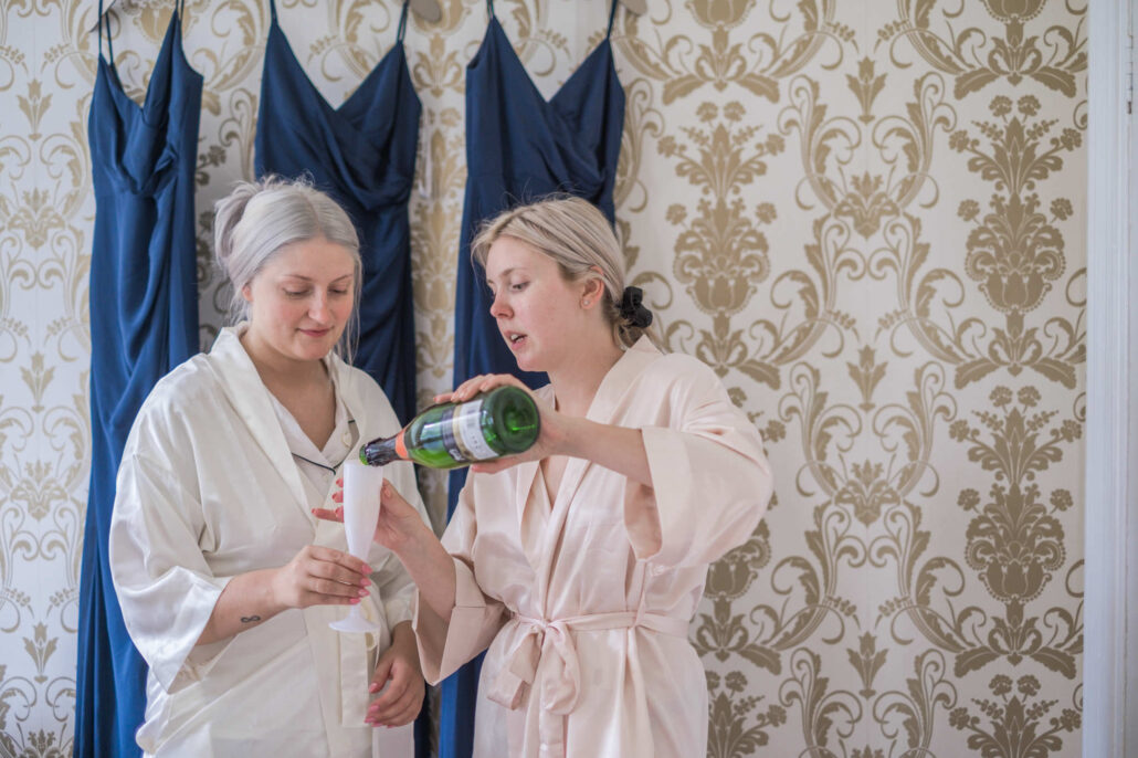 Wedding Photography UK Wide Eastington Park wedding Photographer with Beth & Angus 17 Wedding Photography UK Wide 017 AMPC Eastington Park Wedding Photographer AM95172 Col