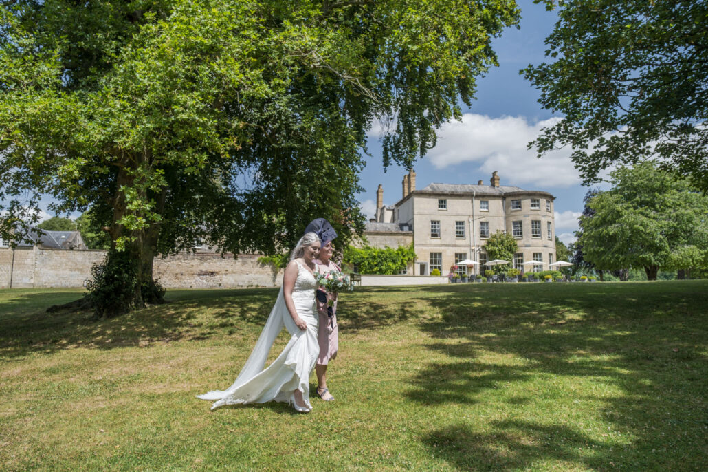 Wedding Photography UK Wide Eastington Park wedding Photographer with Beth & Angus 31 Wedding Photography UK Wide 031 AMPC Eastington Park Wedding Photographer AM76908 Col