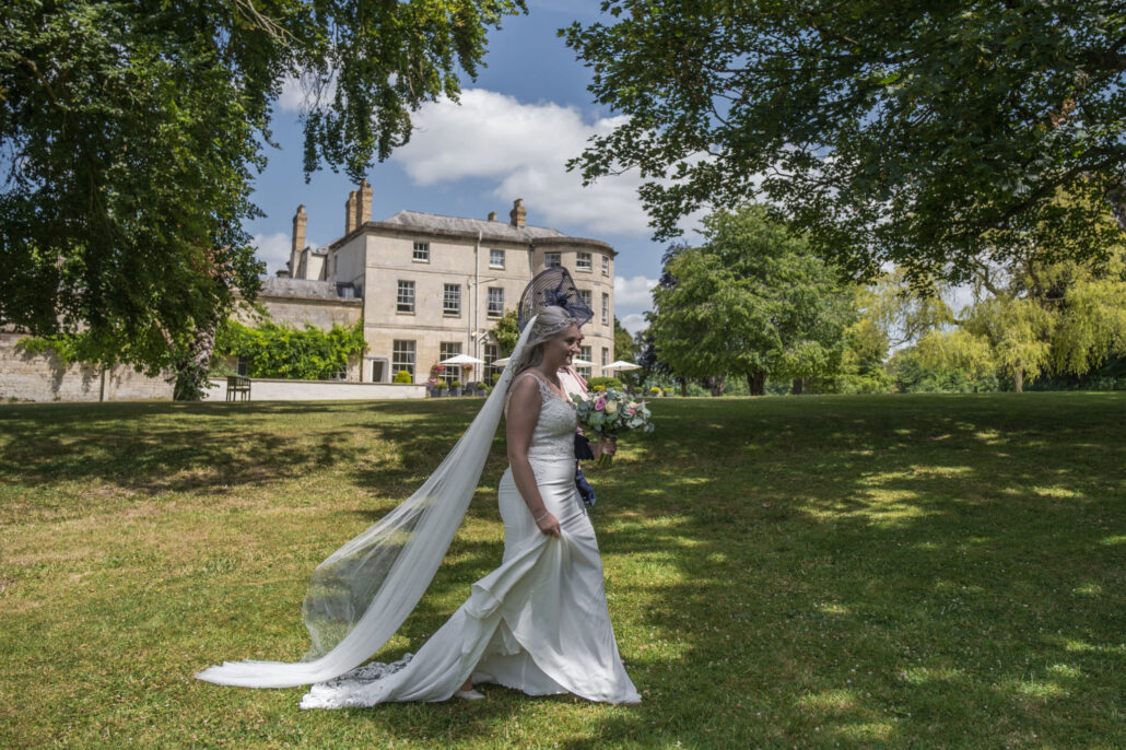 032-AMPC-Eastington-Park-Wedding-Photographer-_AM76914-Col Wedding Photography UK Wide 032 AMPC Eastington Park Wedding Photographer AM76914 Col