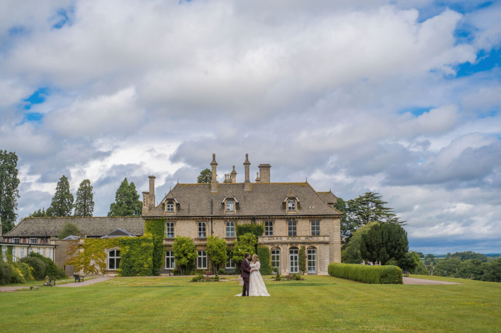 Wedding Photography UK Wide 036 Eastwood Park Wedding Venue Photography