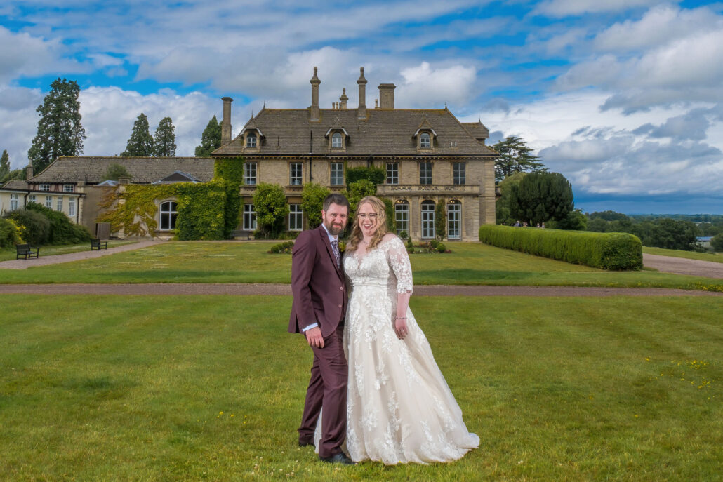 Wedding Photography UK Wide 037 Eastwood Park Wedding Venue Photography