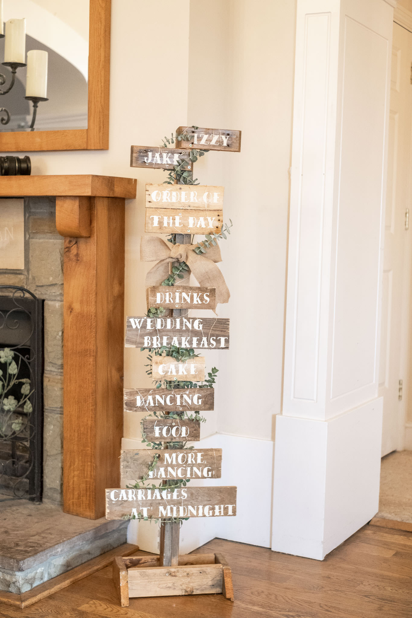 Wedding Photography UK Wide Caer Llan Photographer - by Andrew Miller Photography 7 Wedding Photography UK Wide 016 AMPC Caer Llan Photographer Bristol Wedding Photographer AM86294 Col