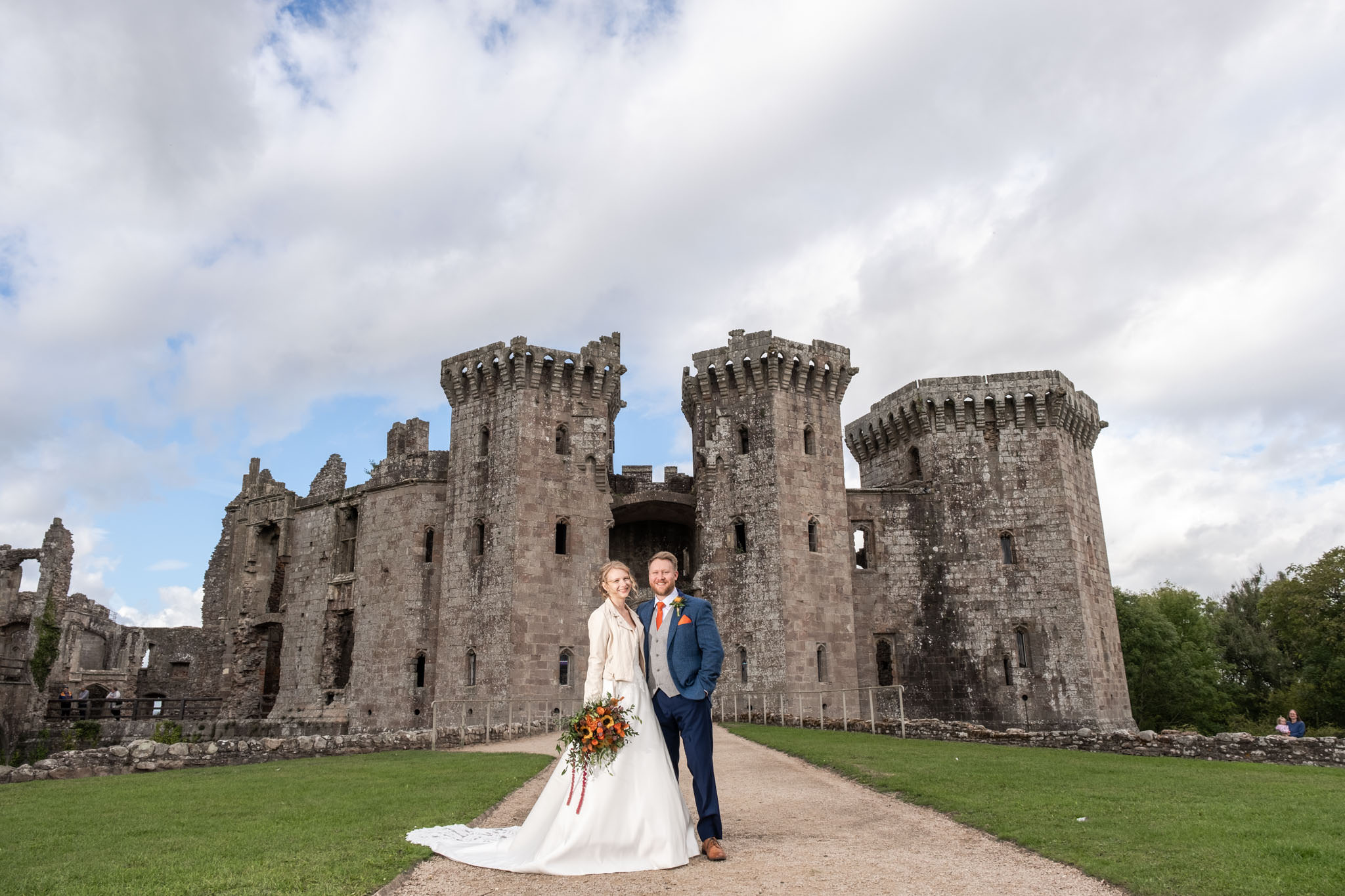 Wedding Photography UK Wide Caer Llan Photographer - by Andrew Miller Photography 15 Wedding Photography UK Wide 024 AMPC Caer Llan Photographer Bristol Wedding Photographer AM77383 Col