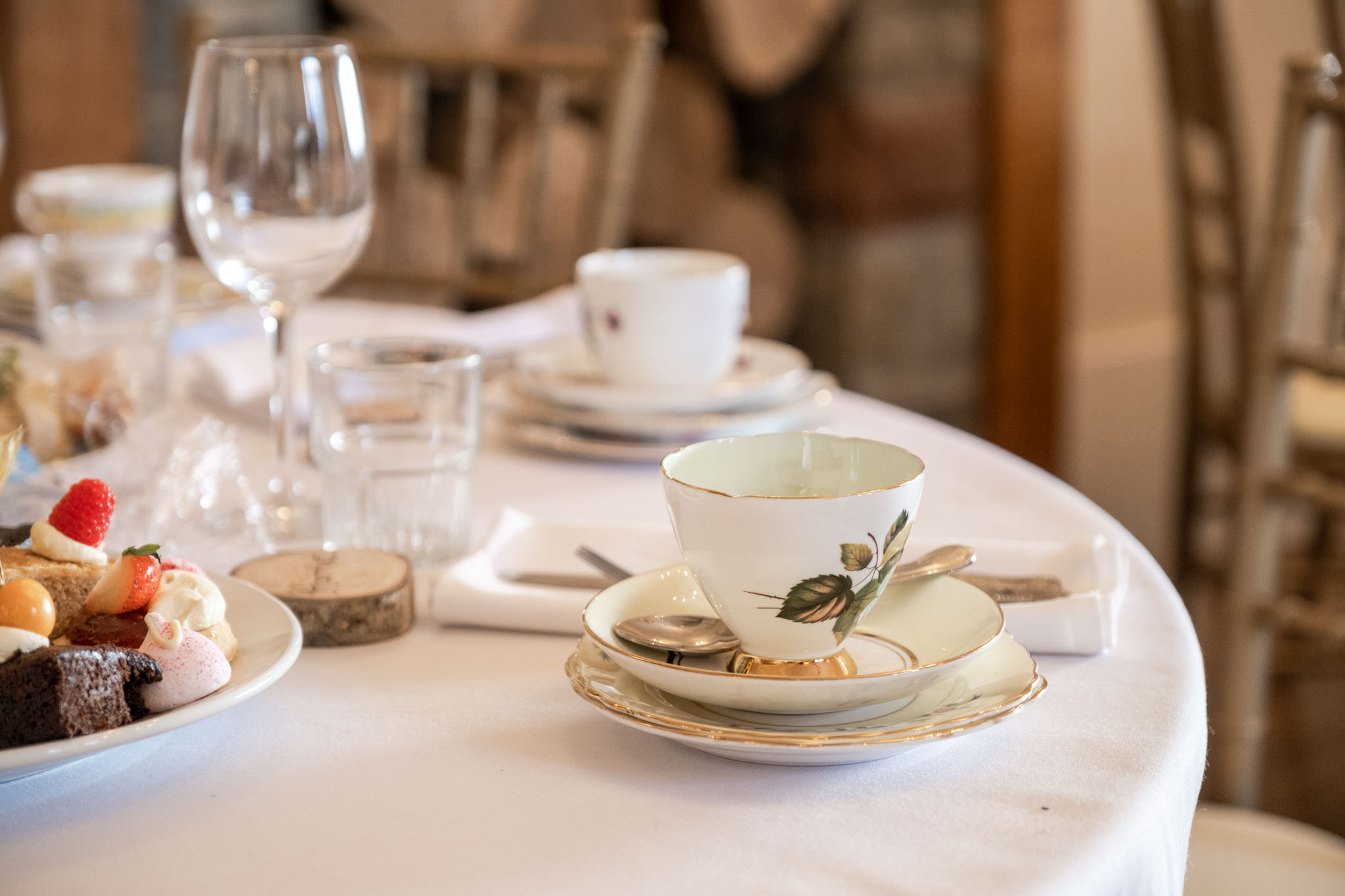 Wedding Photography UK Wide Caer Llan Photographer - by Andrew Miller Photography 49 Wedding Photography UK Wide 058 AMPC Caer Llan Photographer Bristol Wedding Photographer AM77995 Col
