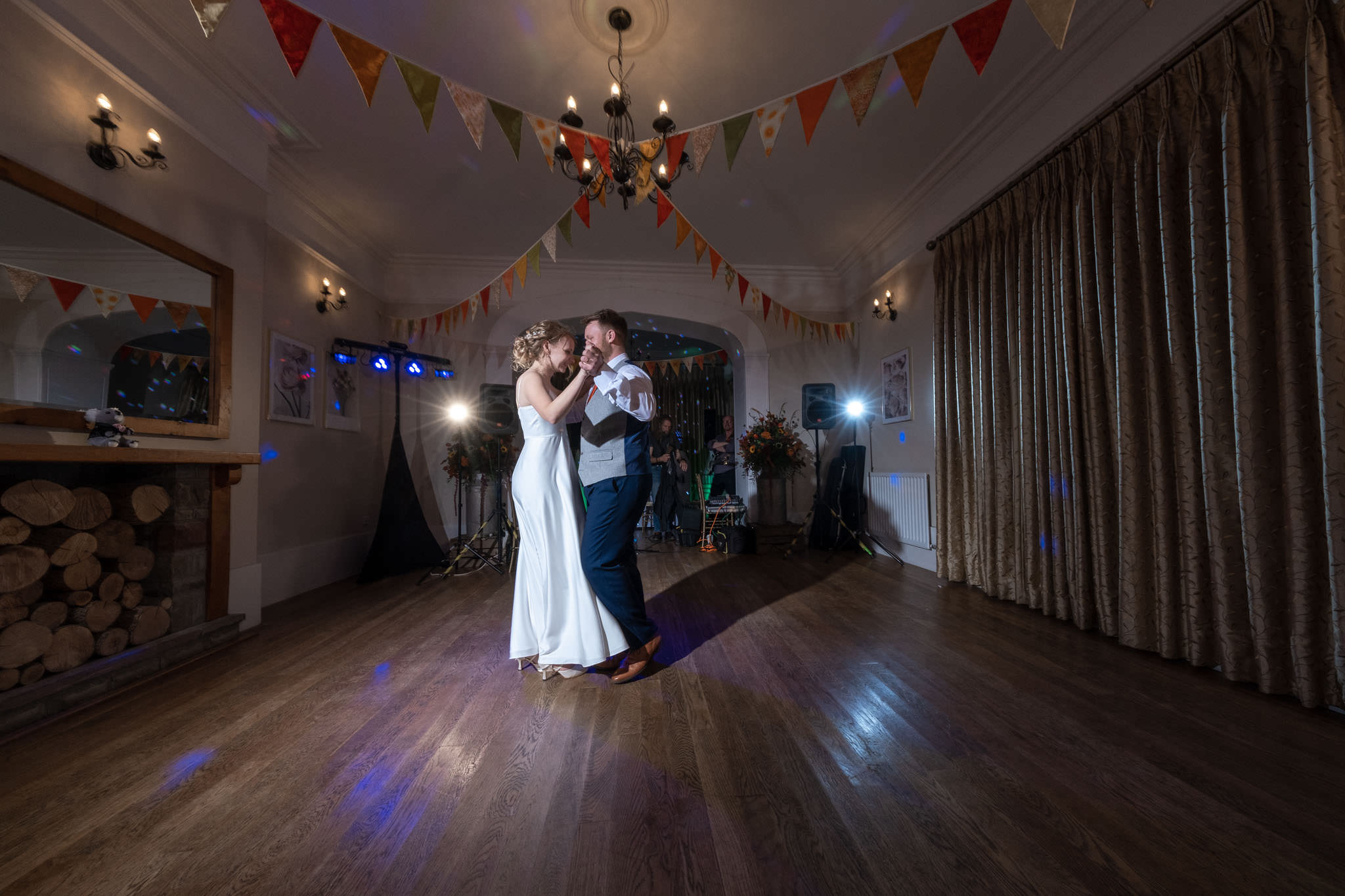 Wedding Photography UK Wide Caer Llan Photographer - by Andrew Miller Photography 73 Wedding Photography UK Wide 082 AMPC Caer Llan Photographer Bristol Wedding Photographer AMP69318 Col