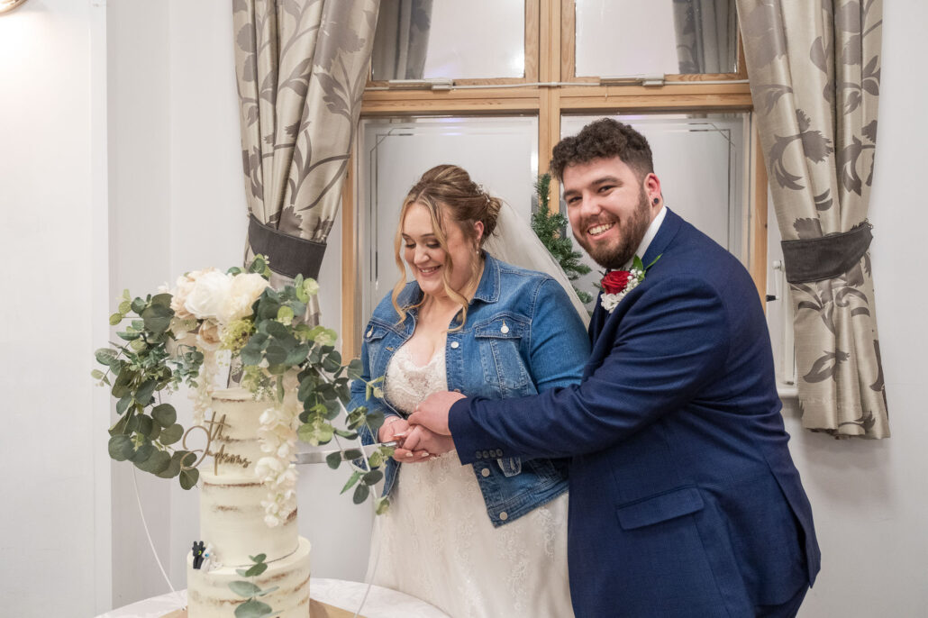 Wedding Photography UK Wide Heather & Kevin at The Lysaght Institute Newport Wedding Photographer 18 Wedding Photography UK Wide 021 AMPC Lysaght Institue Newport Bristol Wedding Photographer896 AMPC Bristol Wedding Photographer AM71219 Col col