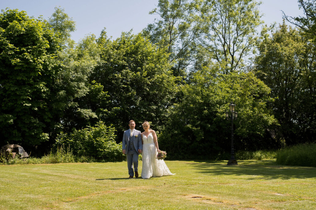 Wedding Photography UK Wide Berwick Lodge Wedding Photographer by Bristol wedding Photographer 24 Wedding Photography UK Wide 021 AMPC Berwick Lodge Bristol Wedding Photographer 533 AMPC Berwick Lodge Bristol Wedding Photographer AM99622 Col Col