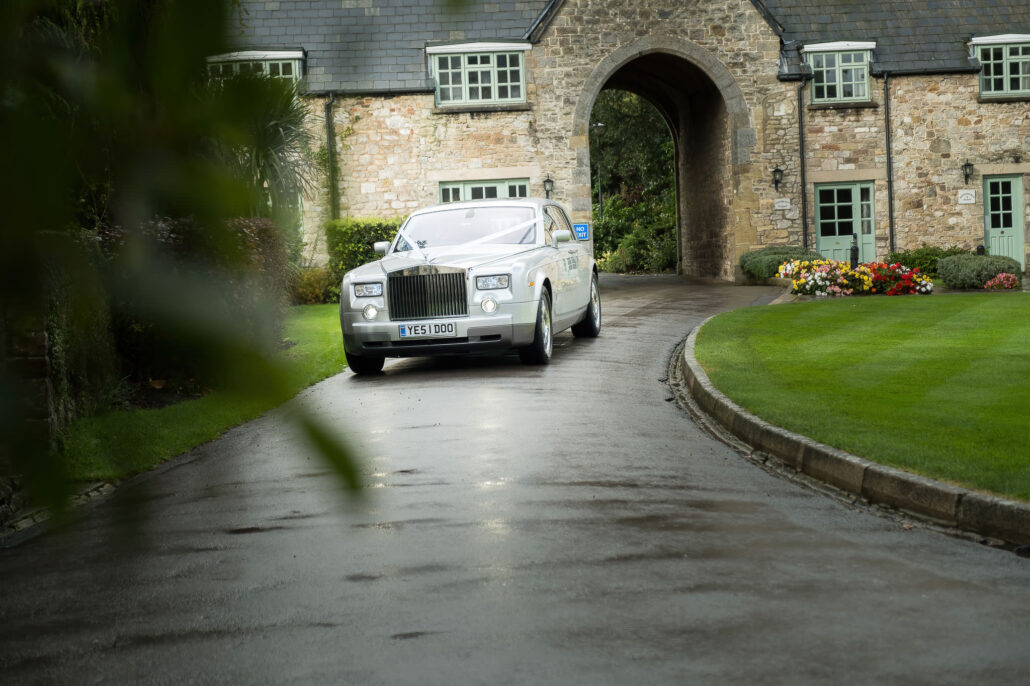 Wedding Photography UK Wide Emily and Brad with St Pierre Wedding Photographer Andrew 26 Wedding Photography UK Wide 0182 AMPc AM81325 St Pierre Wedding Photography Col