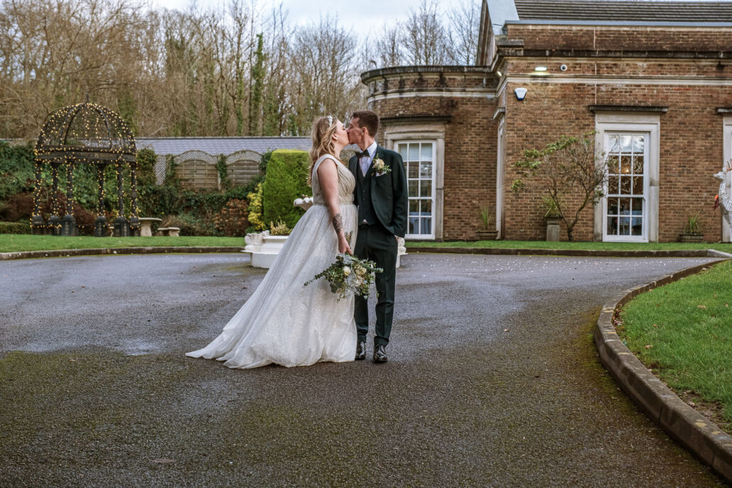 Choosing a Florist for Your Wedding De Courceys Manor Hotel Cardiff wedding photography