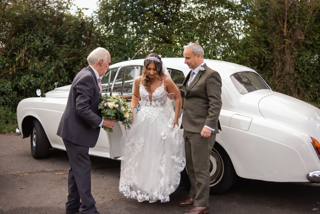 Wedding Photography UK Wide Tredegar Park Golf Club with Sarah & Will by Andrew Miller Photography 20 Wedding Photography UK Wide 020 AMPC Tredegar Park Golf Club Bristol Wedding Photographer AMP10099 Col DeNoiseAI standard