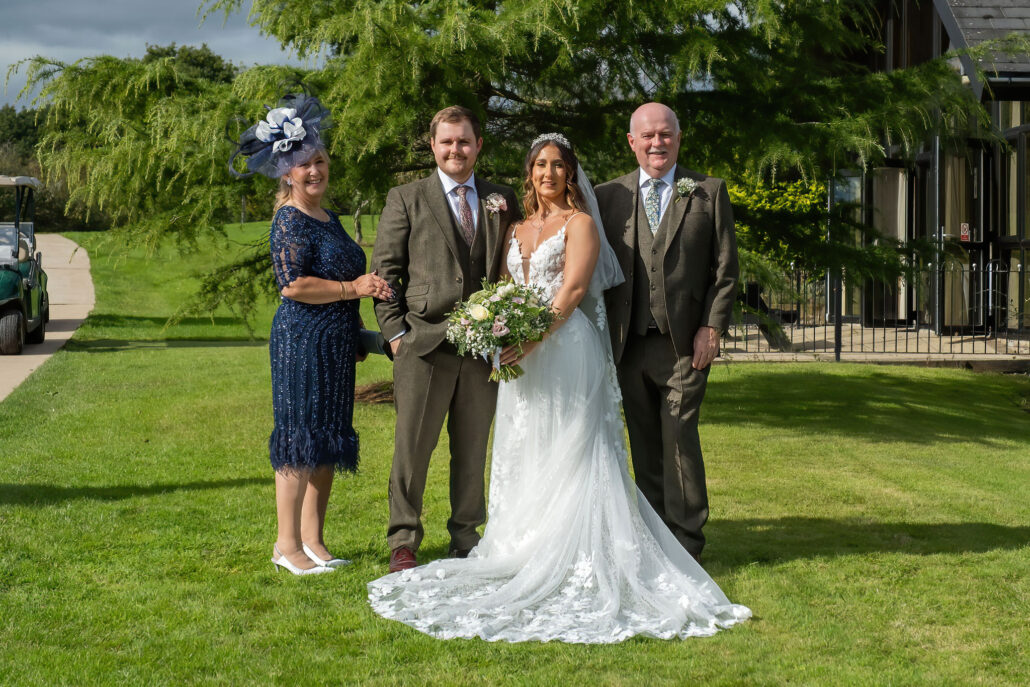 Wedding Photography UK Wide Tredegar Park Golf Club with Sarah & Will by Andrew Miller Photography 45 Wedding Photography UK Wide 046 AMPC Tredegar Park Golf Club Bristol Wedding Photographer AM076784 Col DeNoiseAI standard