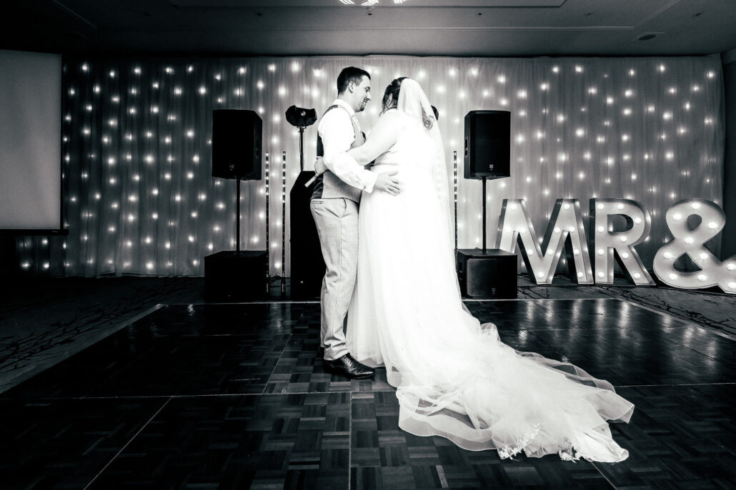 Wedding Photography UK Wide Mercure Bristol North The Grange Hotel with Chelsea & Nathan 13 Wedding Photography UK Wide 043 Mercure Bristol North The Grange Hotel Britsol wedding Photographer Andrew Miller Photography