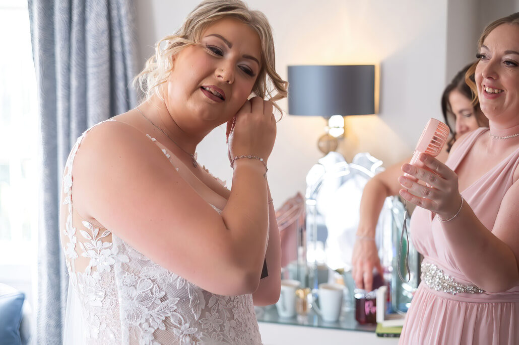 Wedding Photography UK Wide 018 AMPC Bowden Hall Wedding Photography Bristol Wedding PhotographerAM095937 col